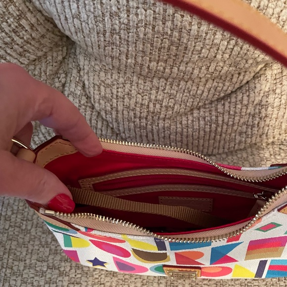 Dooney & Bourke, NWOT, Coated Cotton Art Deco Luna Hobo.Coated cotton body - Picture 3 of 6